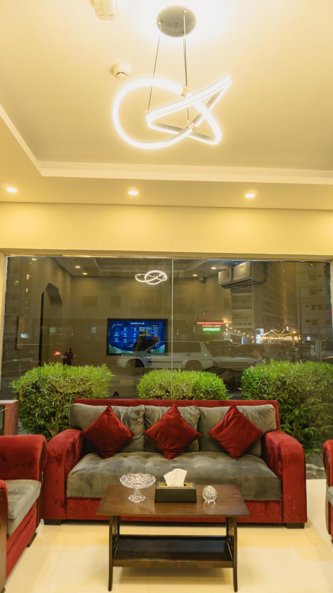 שארג'ה Pan Emirates Hotel Apartments מראה חיצוני תמונה