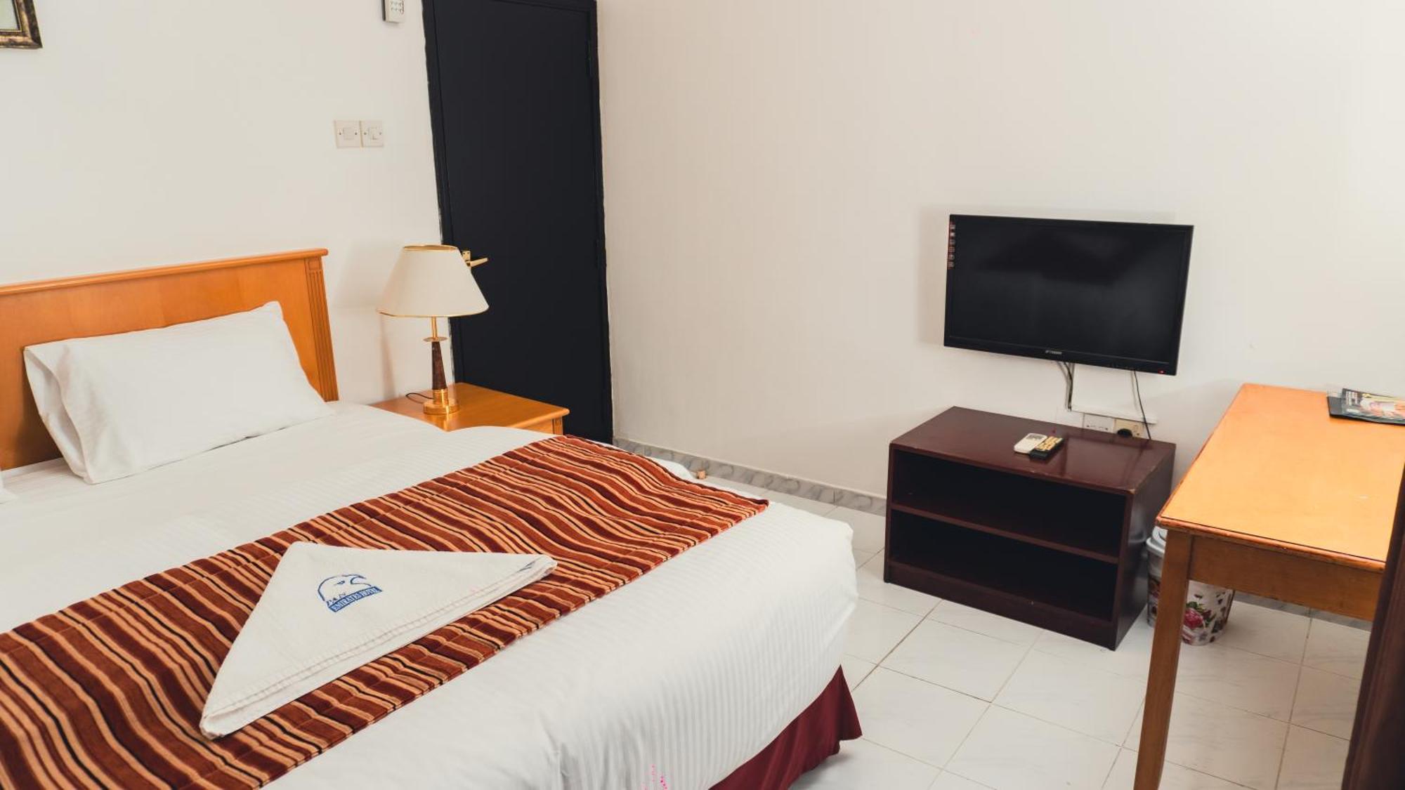 שארג'ה Pan Emirates Hotel Apartments מראה חיצוני תמונה