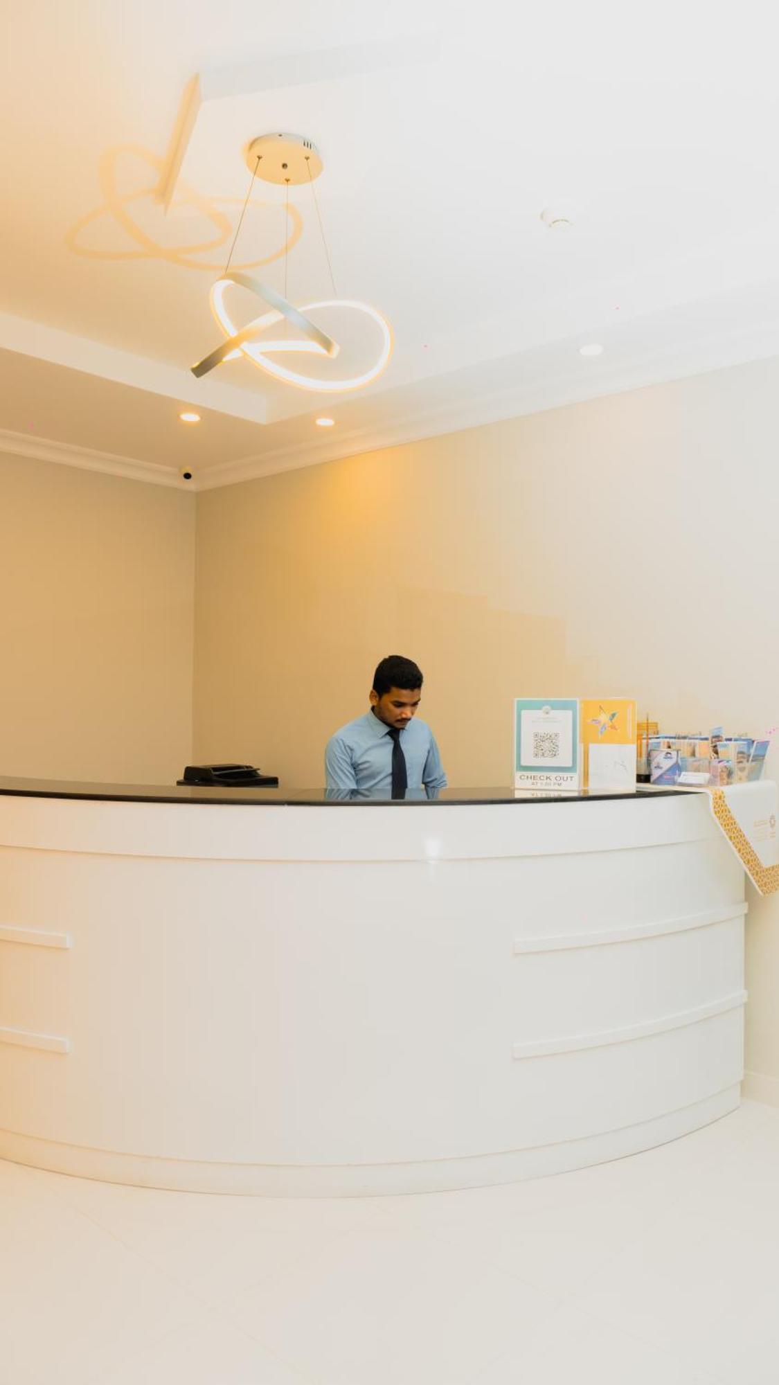 שארג'ה Pan Emirates Hotel Apartments מראה חיצוני תמונה